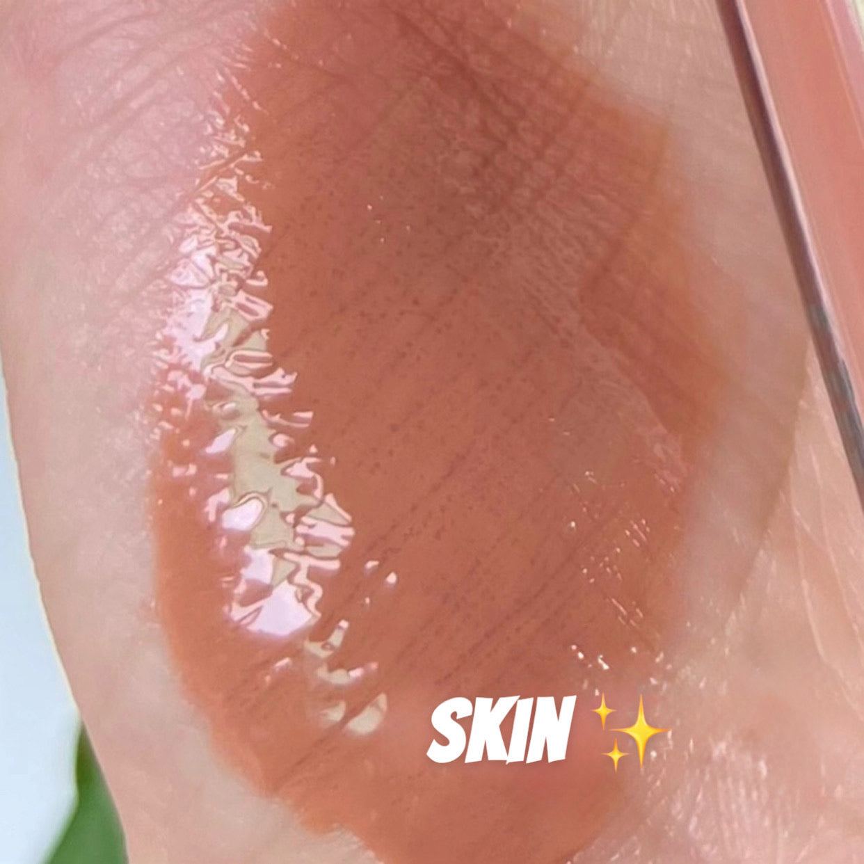 “Skin” Lipgloss